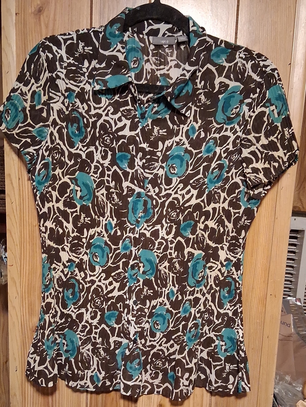 Apt. 9 Brown Short-Sleeve Button-Up Top with Teal Floral Print